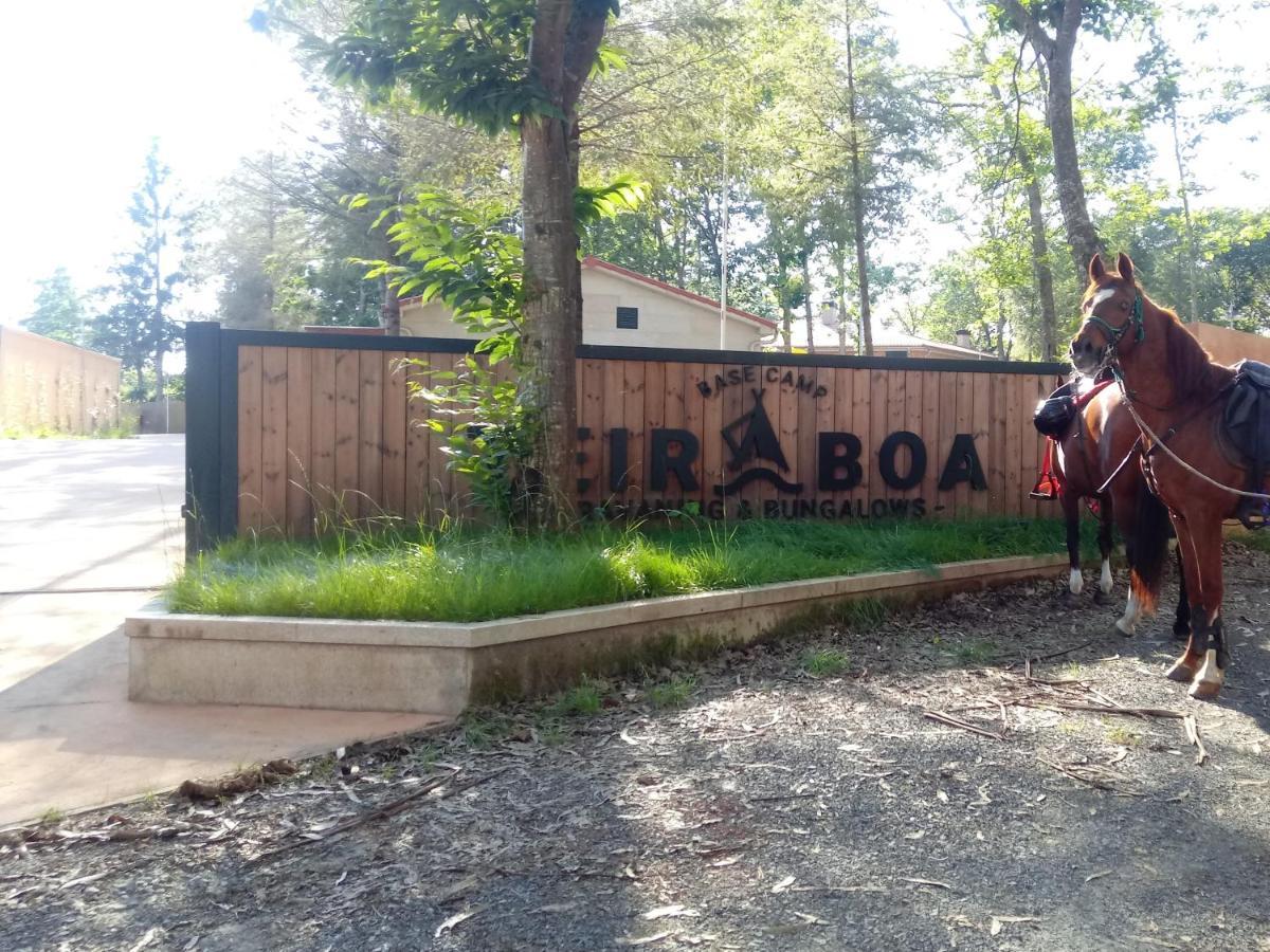 Teiraboa Base Camp Hotel Arzúa Екстериор снимка