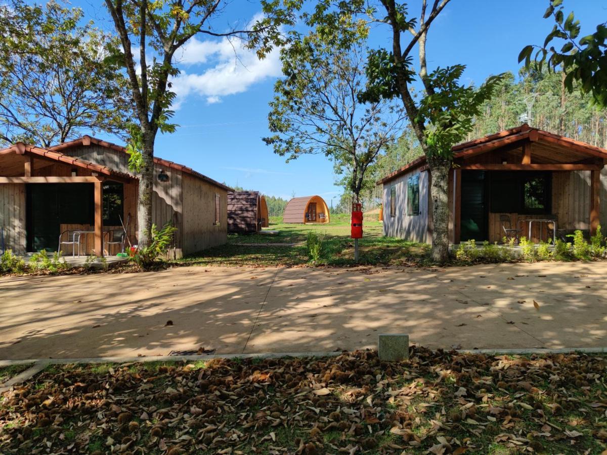Teiraboa Base Camp Hotel Arzúa Екстериор снимка