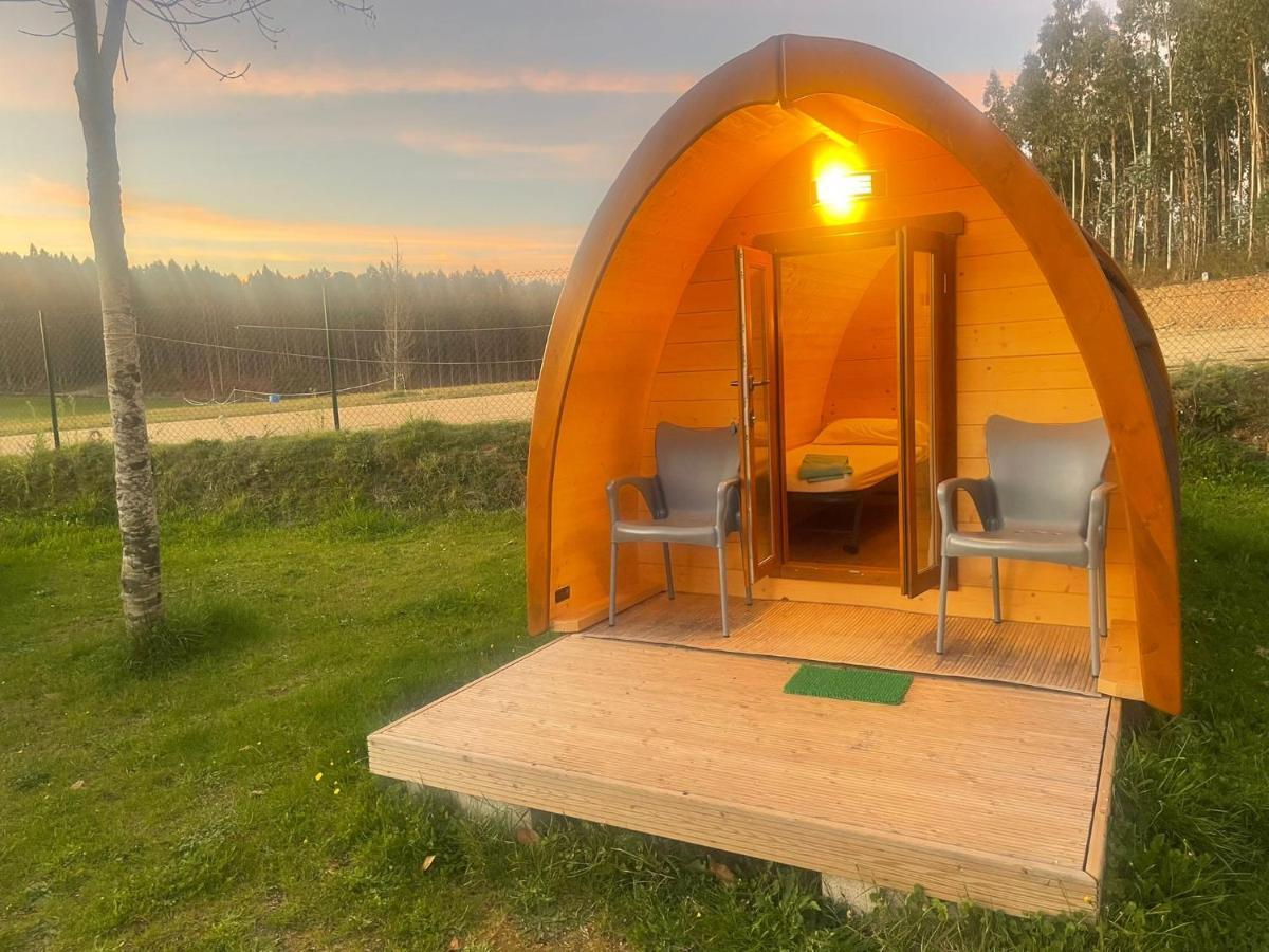 Teiraboa Base Camp Hotel Arzúa Екстериор снимка