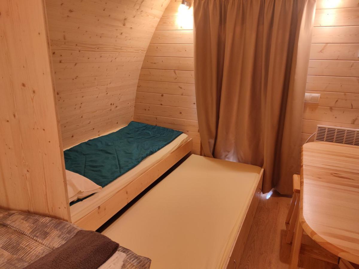 Teiraboa Base Camp Hotel Arzúa Екстериор снимка
