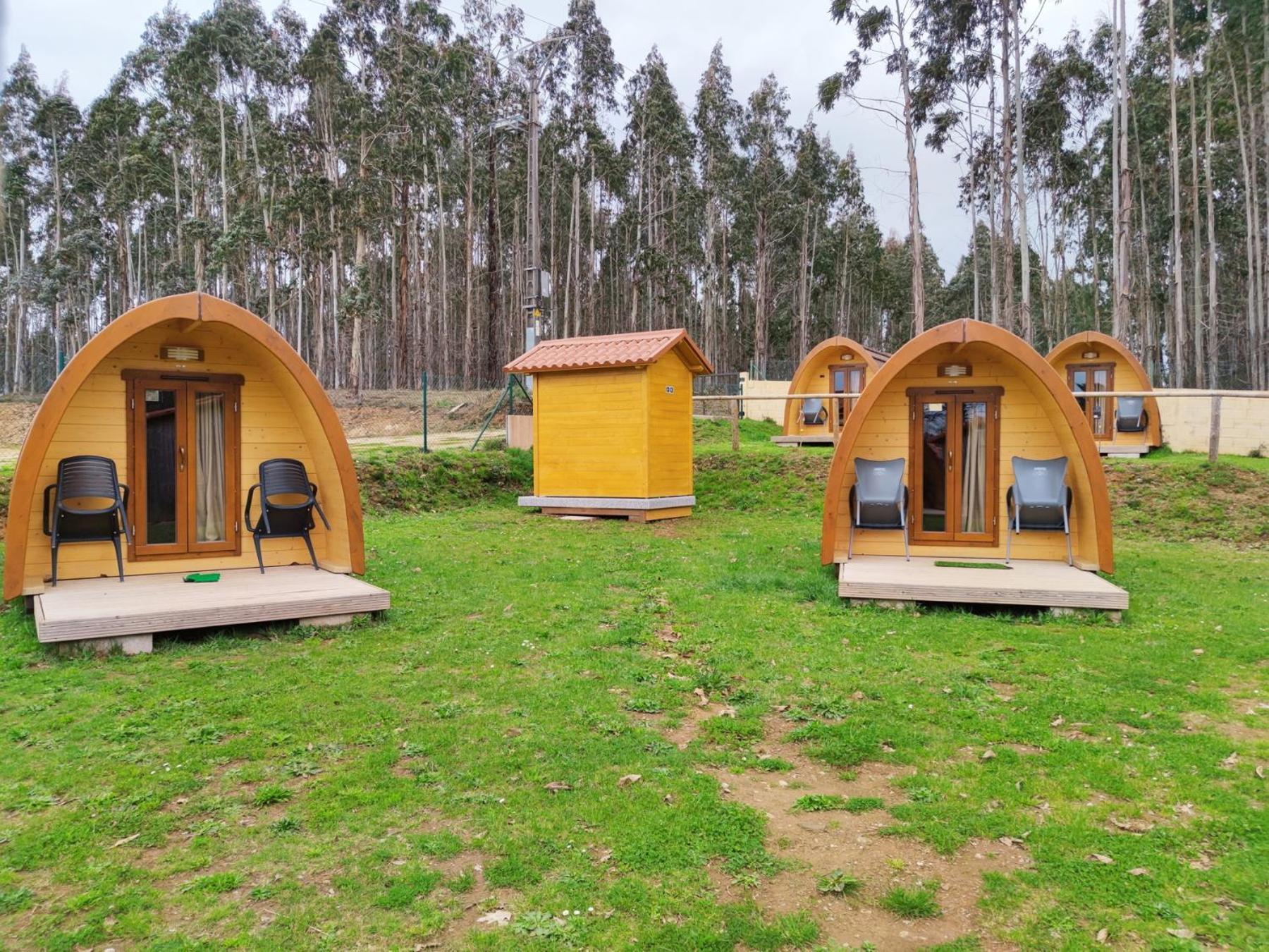 Teiraboa Base Camp Hotel Arzúa Екстериор снимка