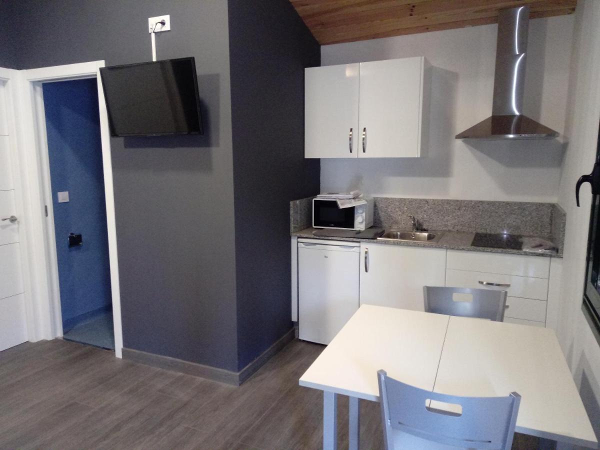 Teiraboa Base Camp Hotel Arzúa Екстериор снимка